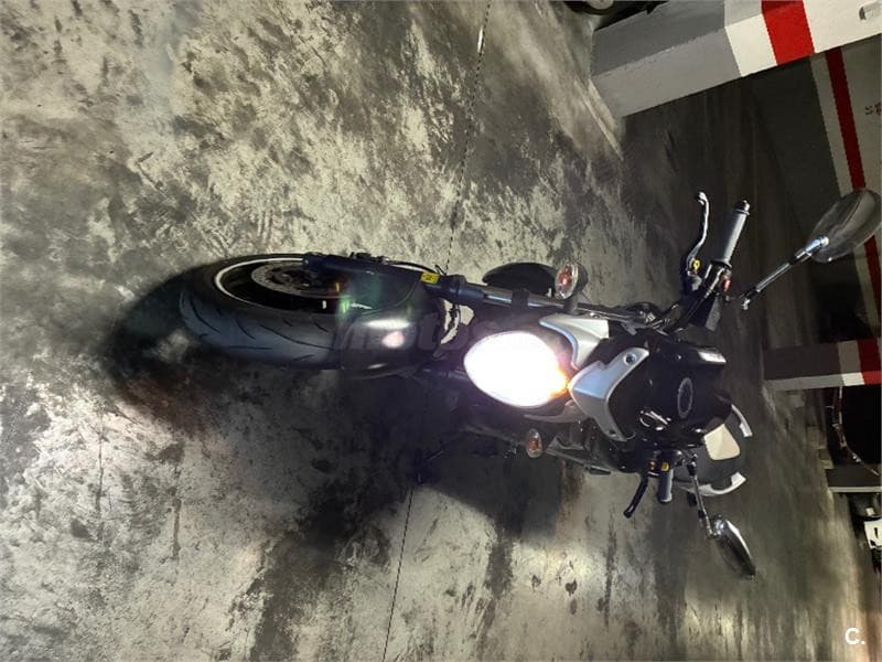 Suzuki Gladius 650 ABS 2800 € 2010 Alicante - 4