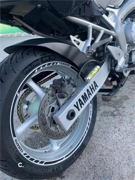 Yamaha FZ6 S 3200 € 2004 Madrid - 3