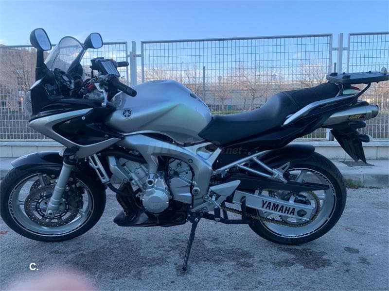 Yamaha FZ6 S 3200 € 2004 Madrid - 9