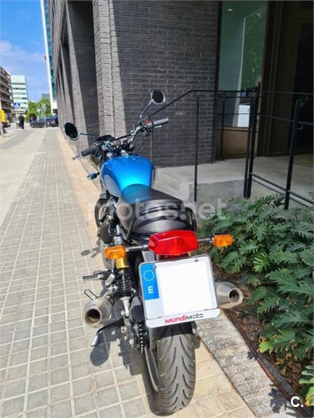 Royal Enfield Interceptor 650 – Vista 2