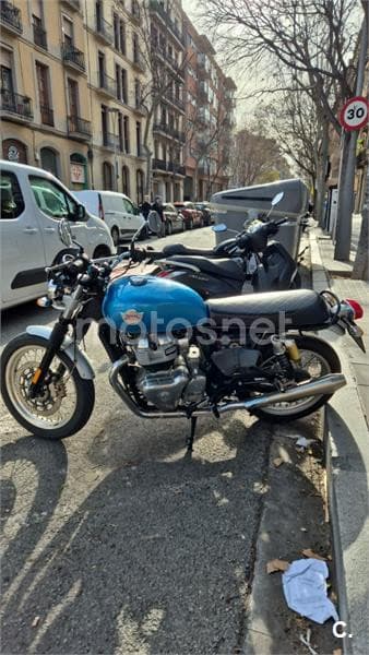 Royal Enfield Interceptor 650 – Vista 5