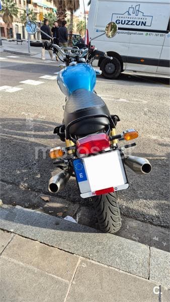 Royal Enfield Interceptor 650 – Vista 6