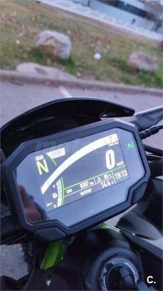 Kawasaki Z 900 – Vista 10