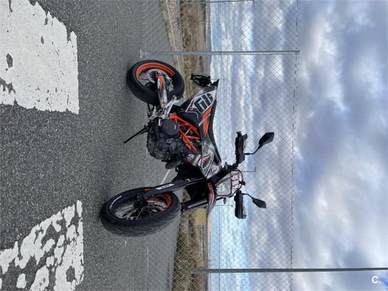 KTM 690 SMC R 7900 € 2019 La Rioja - 1