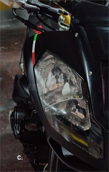 Aprilia Tuono 1000 R – Vista 2