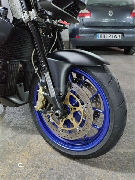 Aprilia Tuono 1000 R – Vista 7