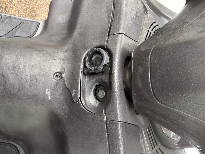 Piaggio X8 400 – Vista 5