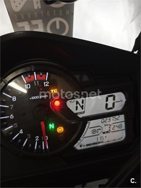 Suzuki V-Strom 650 XT ABS – Vista 2