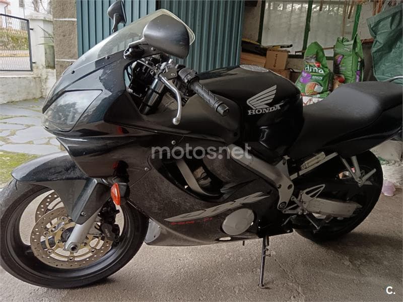 Honda CBR 600F – Vista 3