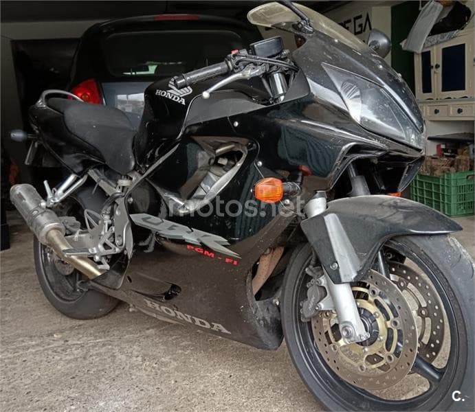 Honda CBR 600F – Vista 4