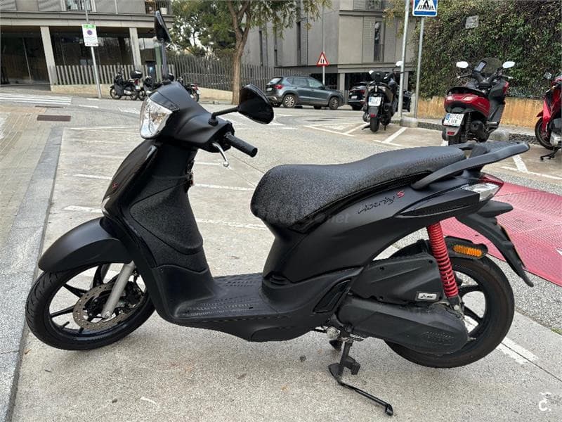 Piaggio LIBERTY S 50 1900 € 2024 Barcelona - 1