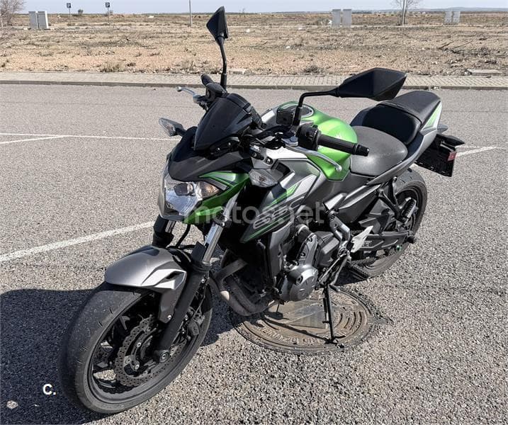 Kawasaki Z 650 – Vista 3