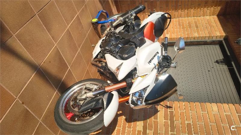 Kawasaki Z 1000 – Vista 10