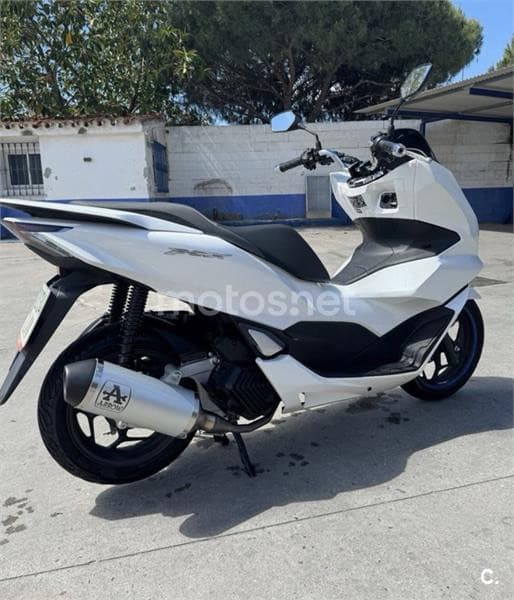 Honda PCX 125 – Vista 4
