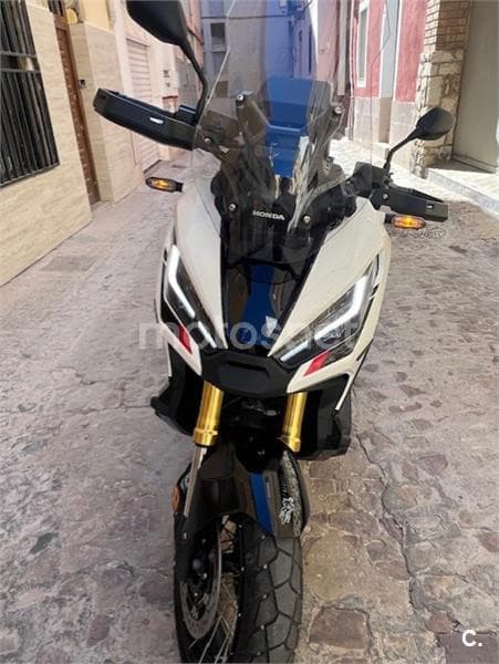 Honda X-ADV – Vista 4