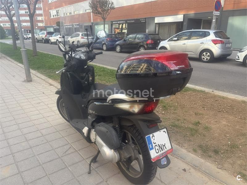 Honda SCOOPY SH125i – Vista 5