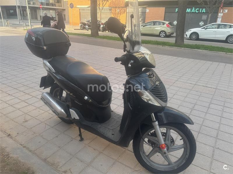 Honda SCOOPY SH125i – Vista 6