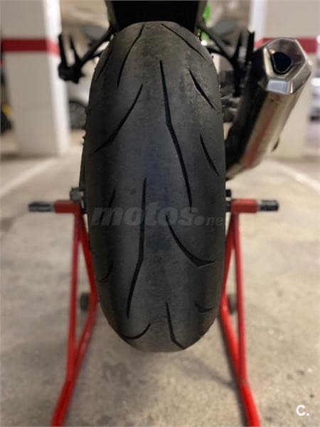 Kawasaki ZX 10R – Vista 8