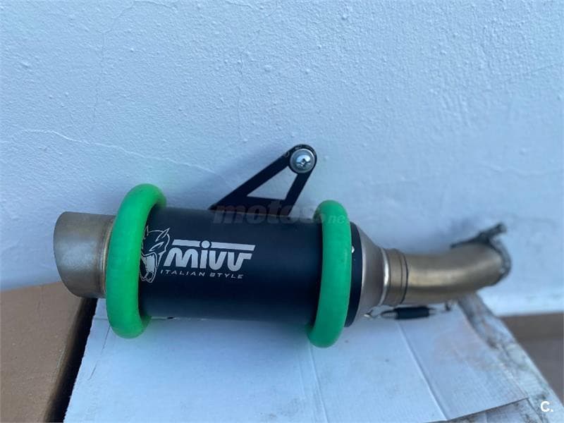 Kawasaki ZX 10R – Vista 9