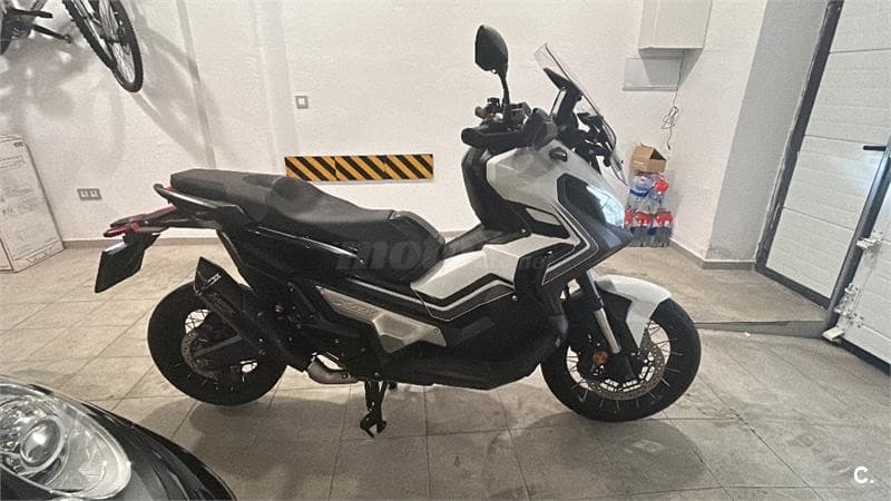 Honda X-ADV – Vista 4