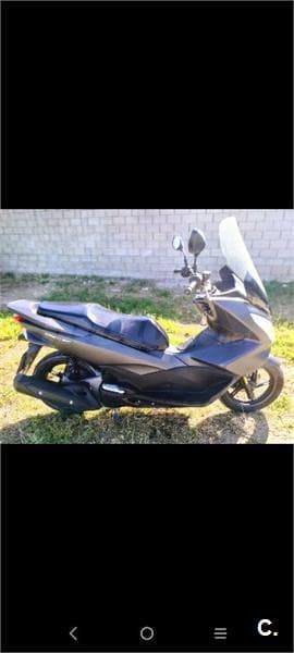 Honda PCX 125 – Vista 4