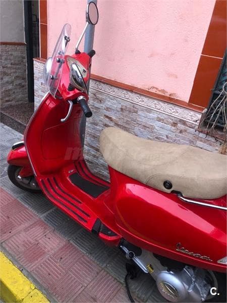 Vespa LX 125 ie – Vista 2