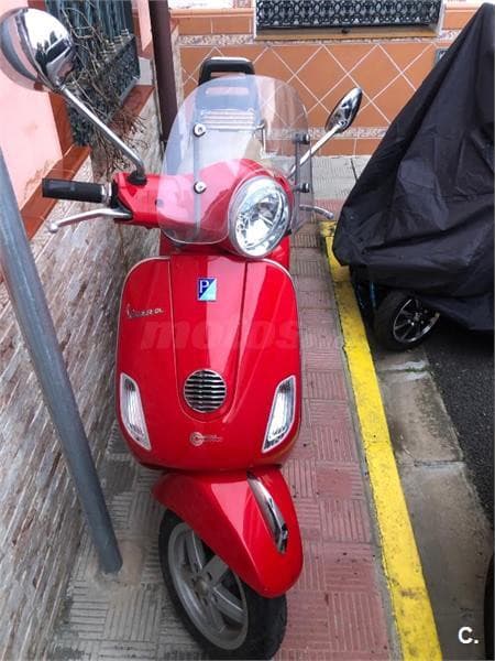 Vespa LX 125 ie – Vista 3