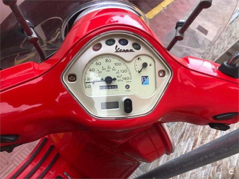 Vespa LX 125 ie – Vista 4