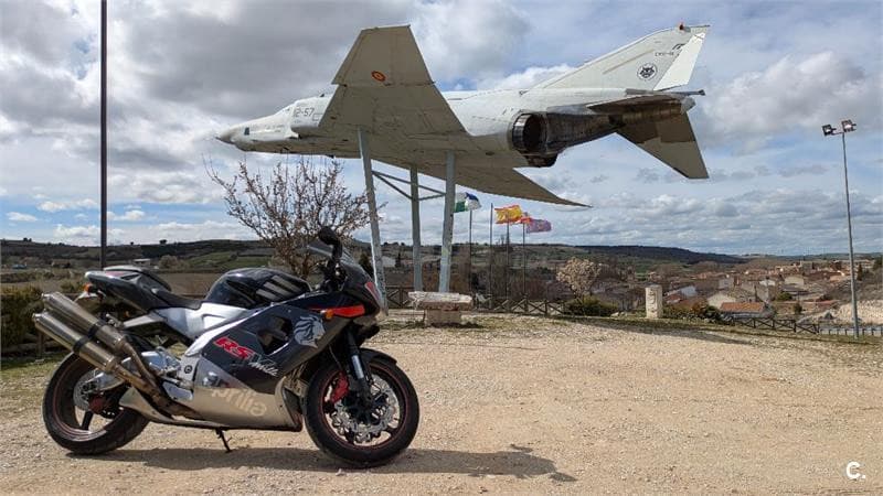 Aprilia RSV Mille 3990 € 2001 Valladolid - 1