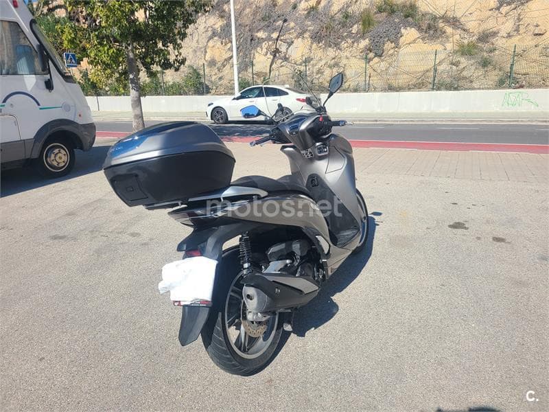 Honda SH 350i 3650 € 2021 Alicante - 4