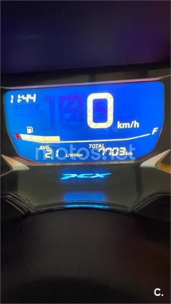 Honda PCX 125 – Vista 3