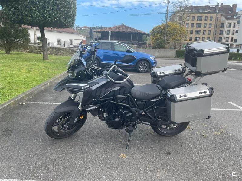 Benelli TRK 702 – Vista 2