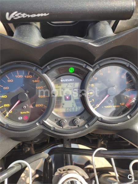 Suzuki V-Strom 650 ABS – Vista 1