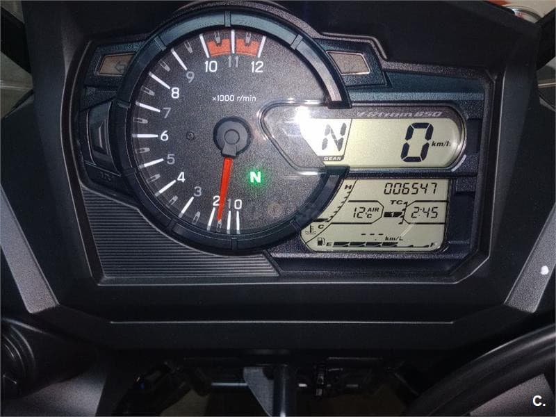 Suzuki V-Strom 650 ABS – Vista 4