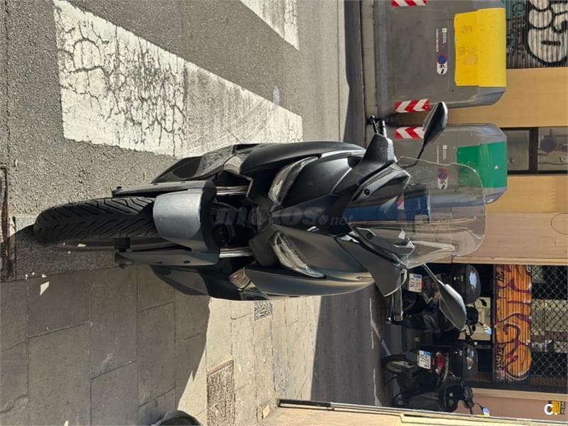 Yamaha XMAX 300 – Vista 2