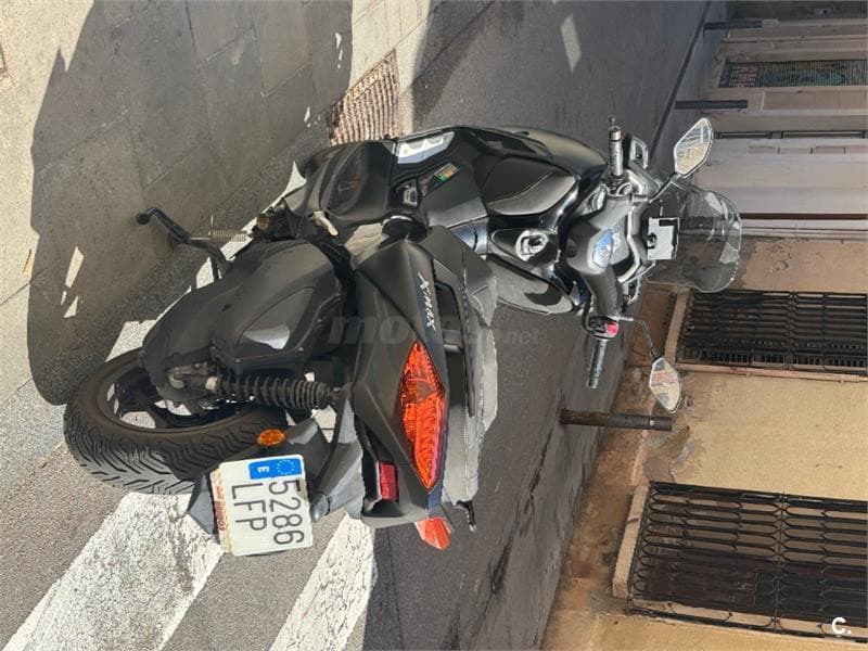 Yamaha XMAX 300 – Vista 3