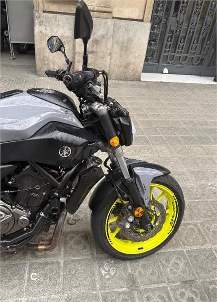 Yamaha MT-07 – Vista 5