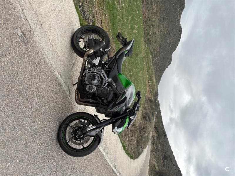 Kawasaki Z900RS – Vista 1