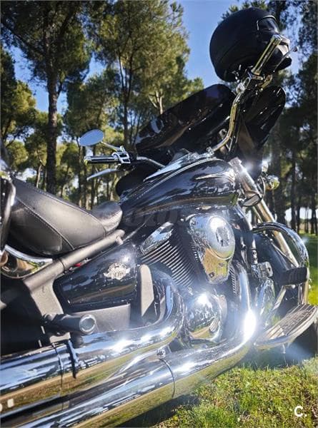 Kawasaki VN 900 Classic Special Edition – Vista 3