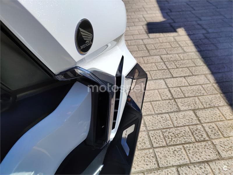 Honda Forza 750 – Vista 5