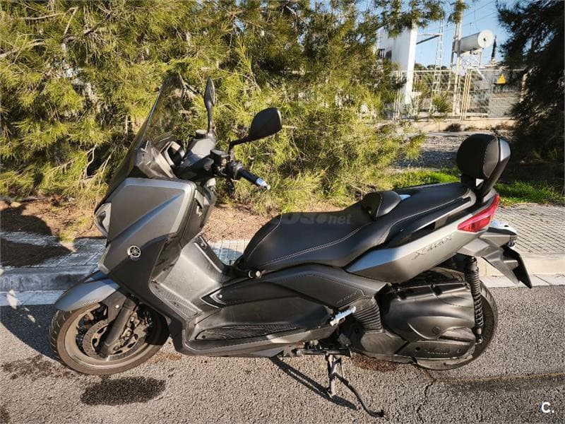 Yamaha XMAX 400 – Vista 1