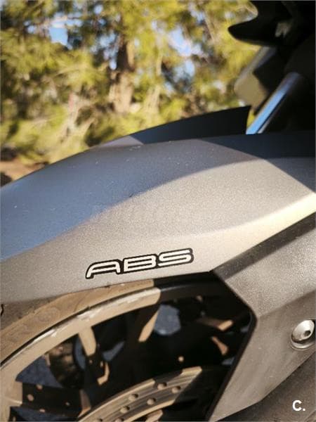 Yamaha XMAX 400 – Vista 2