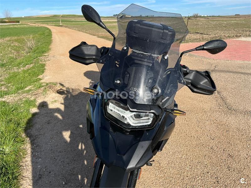 BMW F 750 – Vista 12