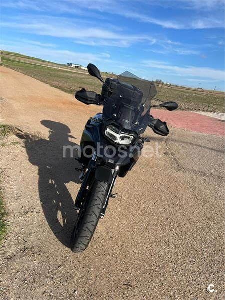 BMW F 750 – Vista 3