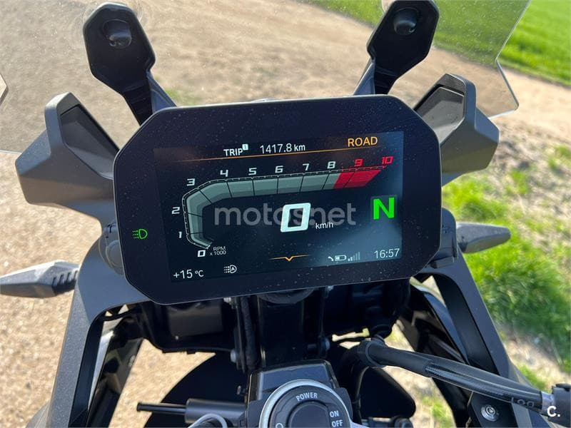 BMW F 750 – Vista 5