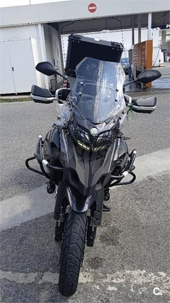 Benelli TRK 502 – Vista 2