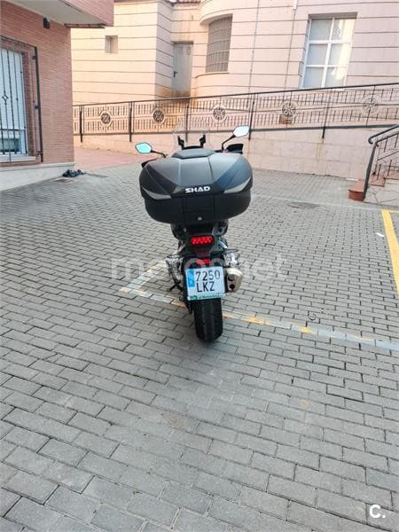 Honda Crossrunner VFR800X – Vista 2