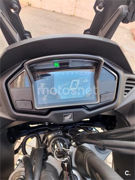 Honda Crossrunner VFR800X – Vista 8