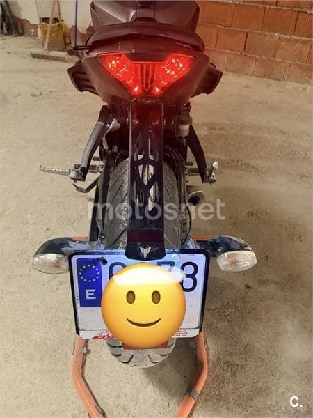 Yamaha MT-07 – Vista 12