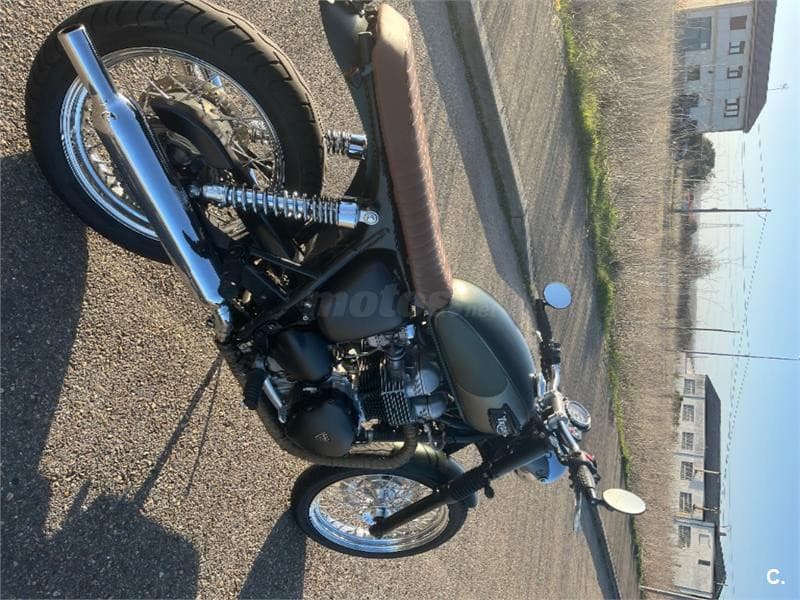 Triumph BONNEVILLE 900 5500 € 2003 León - 3